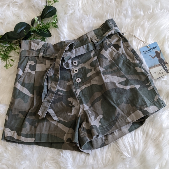 Highway Jeans Pants - Highway Jeans Camo Shorts NWT